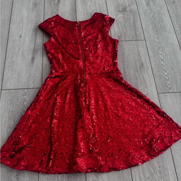 Red sequin mini dress 👗❤️ - Picture 4 of 4